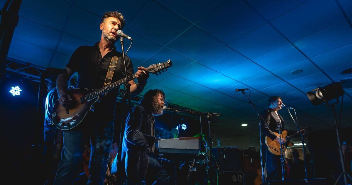 Hothouse Flowers set to headline Cork Rocks show in Cork Racecourse Mallow in July - Vimarsana News