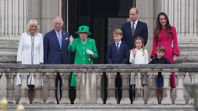 Echo 130: Queen's rise to throne made front page Echo 130: Queen's rise to throne made front page