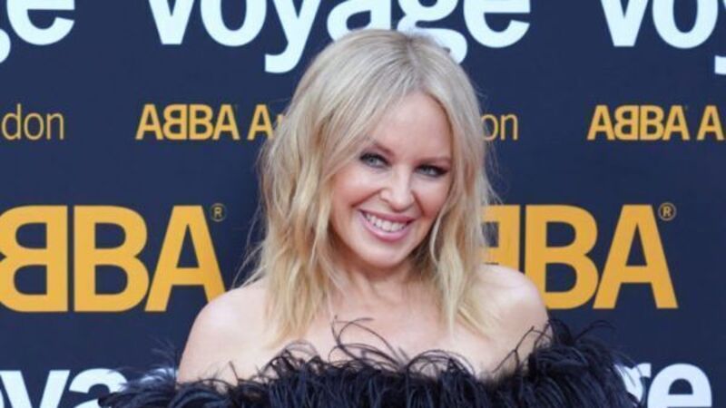 Kylie Minogue discusses her ’emotional’ return to the Neighbours set