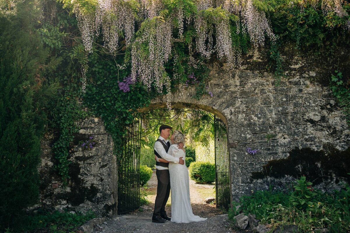 The couple chose Blackwater Castle as the stunning backdrop for their 1920s themed wedding, which had lots of Peaky Blinders elements to it too. The couple chose Blackwater Castle as the stunning backdrop for their 1920s themed wedding, which had lots of Peaky Blinders elements to it too.