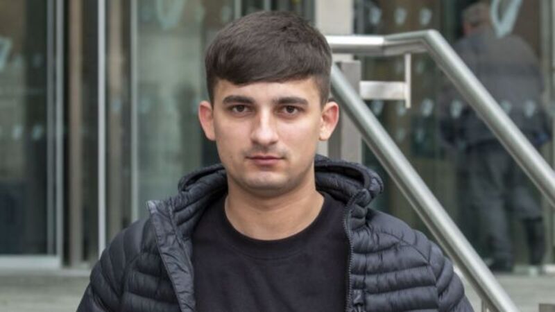 Man who pretended to be a garda and stopped people during lockdown avoids jail Man who pretended to be a garda and stopped people during lockdown avoids jail