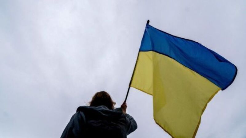 Granting EU candidate status to Ukraine sends message of solidarity, says Taoiseach Granting EU candidate status to Ukraine sends message of solidarity, says Taoiseach