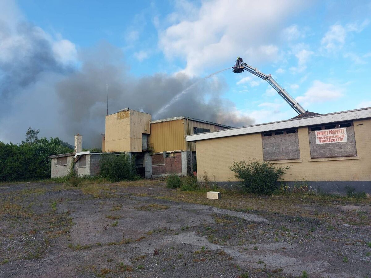 Fire at Sunset Ridge Hotel. Image Source Cork City Fire Brigade Twitter Fire at Sunset Ridge Hotel. Image Source Cork City Fire Brigade Twitter