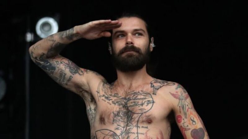 Biffy Clyro frontman ‘proud’ to be awarded honorary degree Biffy Clyro frontman ‘proud’ to be awarded honorary degree