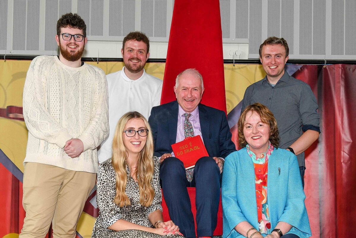 Sean MacGearailt with his wife Fiona, daughter Richeal and sons Ruadhan, Fionan and Sean, at a function on the occasion of his retirement as principal of Gaelscoil de hIde in Fermoy, Co Cork. Picture: David Keane. Sean MacGearailt with his wife Fiona, daughter Richeal and sons Ruadhan, Fionan and Sean, at a function on the occasion of his retirement as principal of Gaelscoil de hIde in Fermoy, Co Cork. Picture: David Keane.