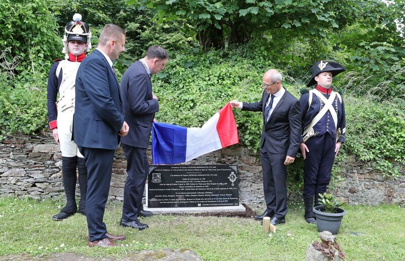  The Honorary Consul of France and Maritime Affairs, Mr. Josselin Le Gall, Cllr Kieran McCarthy, Deputising for the Lord Mayor, The President of the Center for Napoleonic Studies, Dr. Jérôme Beaucour, also Conor Boyle and Michael Hayes, enacting a French Colour Party. Picture: Jim Coughlan.