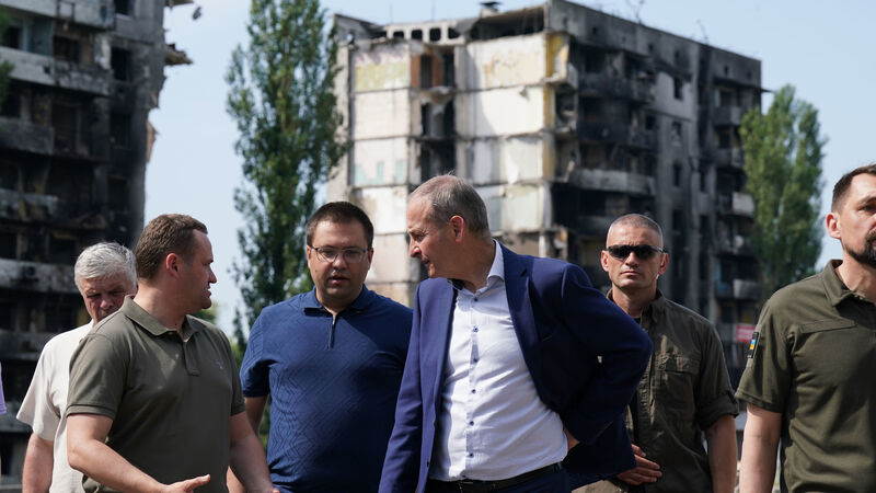 Taoiseach restates solidarity with Ukraine as he arrives in Kyiv Taoiseach restates solidarity with Ukraine as he arrives in Kyiv