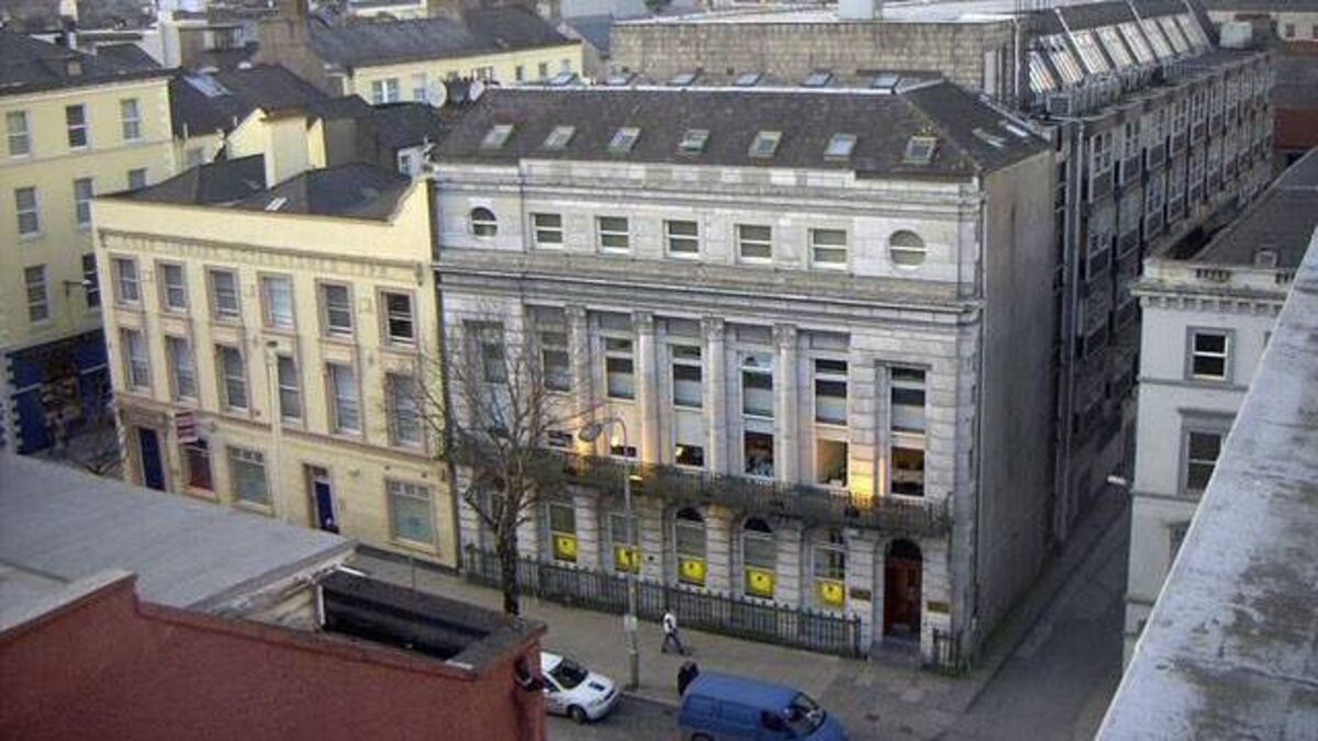 Have you heard the unusual story about ‘The Flat Bar’ in Cork city?