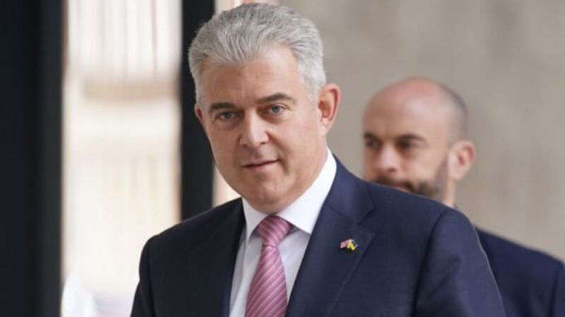 Concern as Northern Ireland Secretary resignation leaves North to be run by civil service