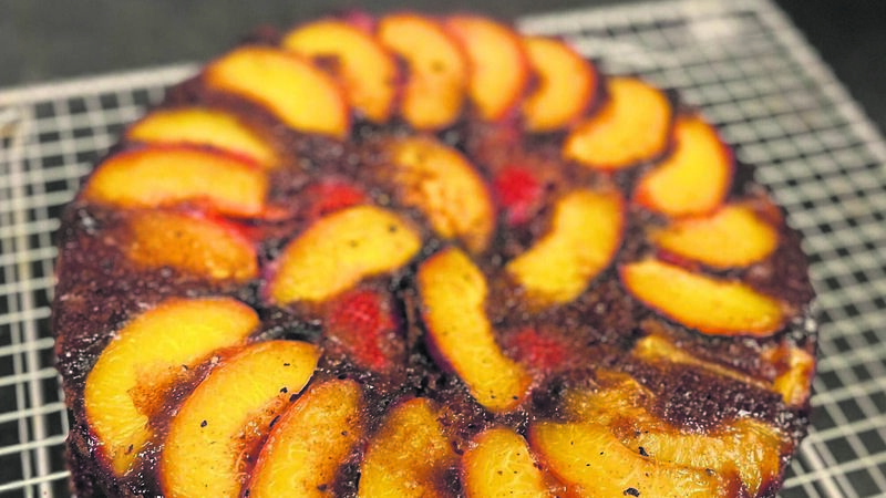 Recipe: Nectarine & Strawberry Upside Down Gingerbread Recipe: Nectarine & Strawberry Upside Down Gingerbread