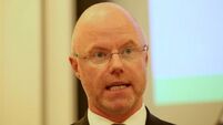 Minister for Health criticises HSE recruitment at Fianna Fáil meeting