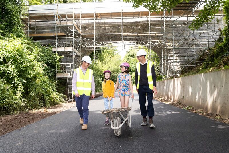 Gerard McMahon, Senior Resident Engineer Cork City Council, Laura Quinn, Jennifer Quinn and Adrian Quinn, Project Manger Cork City Council on the Cork City to Passage West Greenway.Photo Darragh Kane Gerard McMahon, Senior Resident Engineer Cork City Council, Laura Quinn, Jennifer Quinn and Adrian Quinn, Project Manger Cork City Council on the Cork City to Passage West Greenway.Photo Darragh Kane