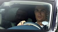 Cristiano Ronaldo arrives at Man United training ground to discuss future