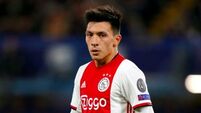 Manchester United complete signing of Lisandro Martinez from Ajax