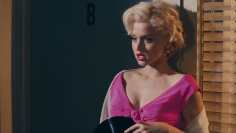 Ana de Armas seen with Marilyn Monroe’s platinum curls in trailer for Blonde