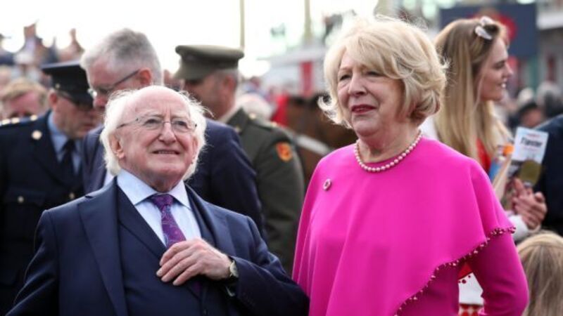 President urged to clarify position on Ukraine war following wife’s letter