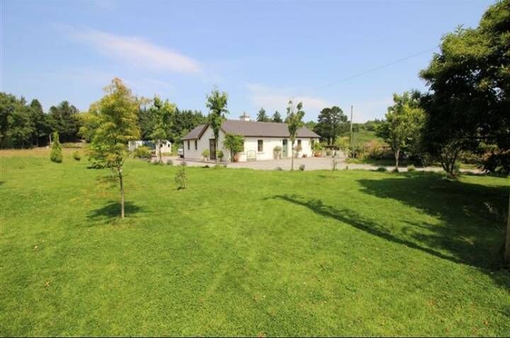 The house is in a quiet rural location. The house is in a quiet rural location.