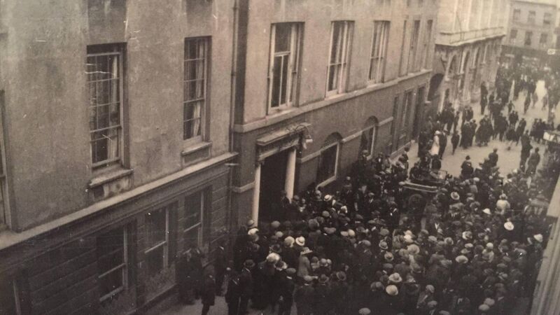 Room 115: Michael Collins' final stay commemorated at Cork hotel