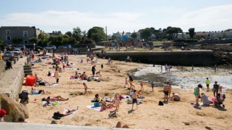Met Éireann issues status yellow high temperature warning