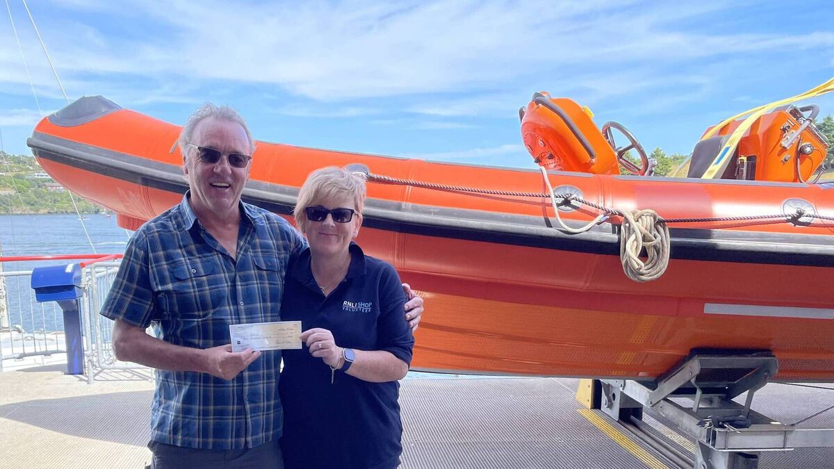 ‘This donation will help us greatly’: Cork RNLI receives cheque from Irish expats in San Francisco