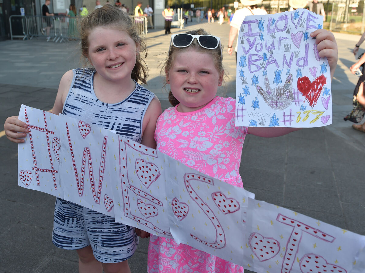 Milly and Isabelle Davern, Mallow at the Westlife concert at Pairc Ui Chaoimh, Cork . Picture; Eddie O'Hare Milly and Isabelle Davern, Mallow at the Westlife concert at Pairc Ui Chaoimh, Cork . Picture; Eddie O'Hare