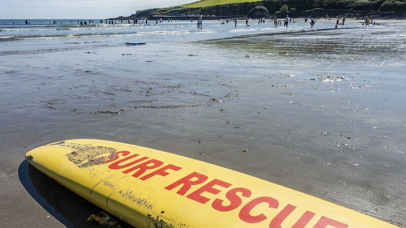 Red flag in place at Cork beach due to 'sewage plume in bathing waters' Red flag in place at Cork beach due to 'sewage plume in bathing waters'