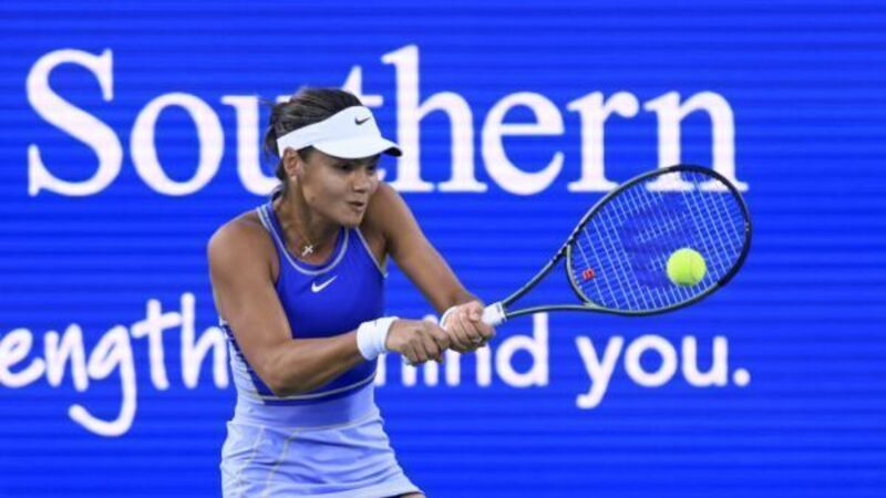 Emma Raducanu beats Serena Williams in straight sets in Cincinnati