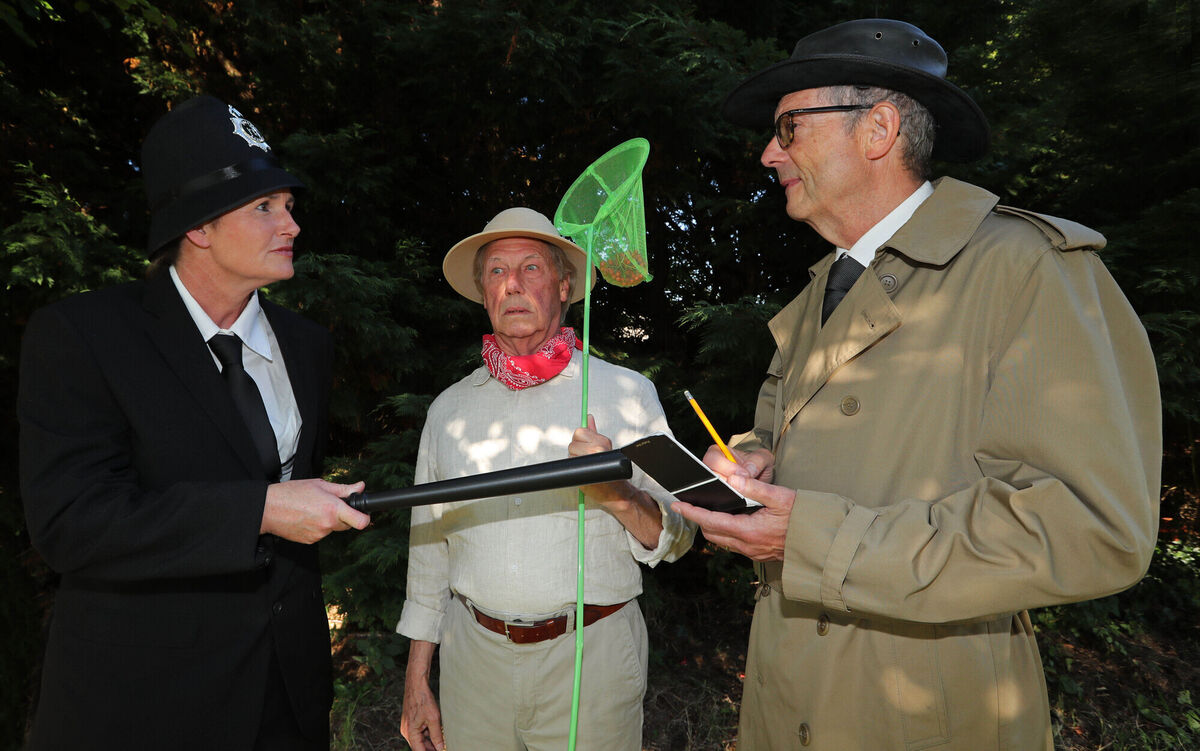 Cast members, Michelle Sheehan with Bruce Coleman and Fred Spengeman. Picture: Jim Coughlan. Cast members, Michelle Sheehan with Bruce Coleman and Fred Spengeman. Picture: Jim Coughlan.