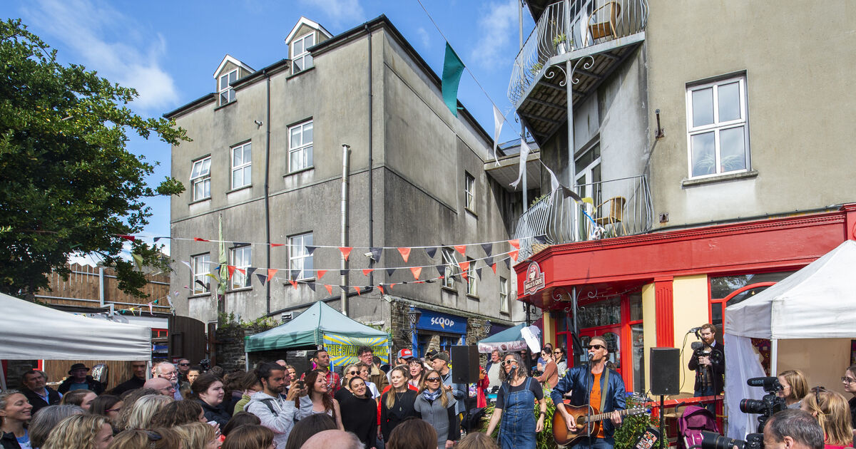 Welcome return of Clonakilty Guitar Festival on the horizon - Vimarsana News
