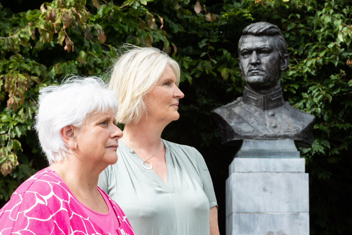 Fidelma Collins, Grand Niece and Eleanor Moore, Great Grand Niece of Michael Collins looking at the bust of Michael Collins at civic reception for the family of Michael Collins for the opening of the new exhibition ‘By a Treaty Divided – The Civil War in Cork’ in the Cork Public Museum. Photo: Darragh Kane