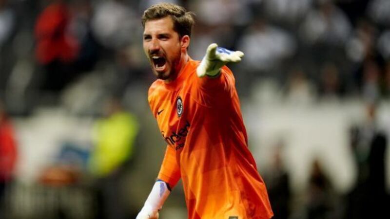 I’ve decided to stay at Eintracht – Kevin Trapp turns down Manchester United I’ve decided to stay at Eintracht – Kevin Trapp turns down Manchester United