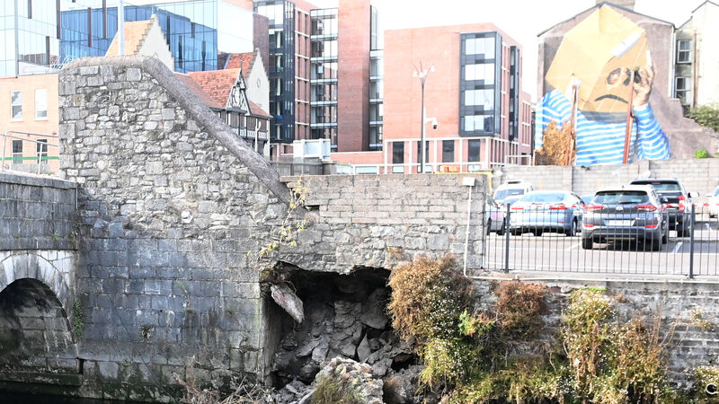 LATEST: Cork city bridge reopens to traffic following wall collapse LATEST: Cork city bridge reopens to traffic following wall collapse