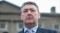 Government should support Russian visa ban, MEP says