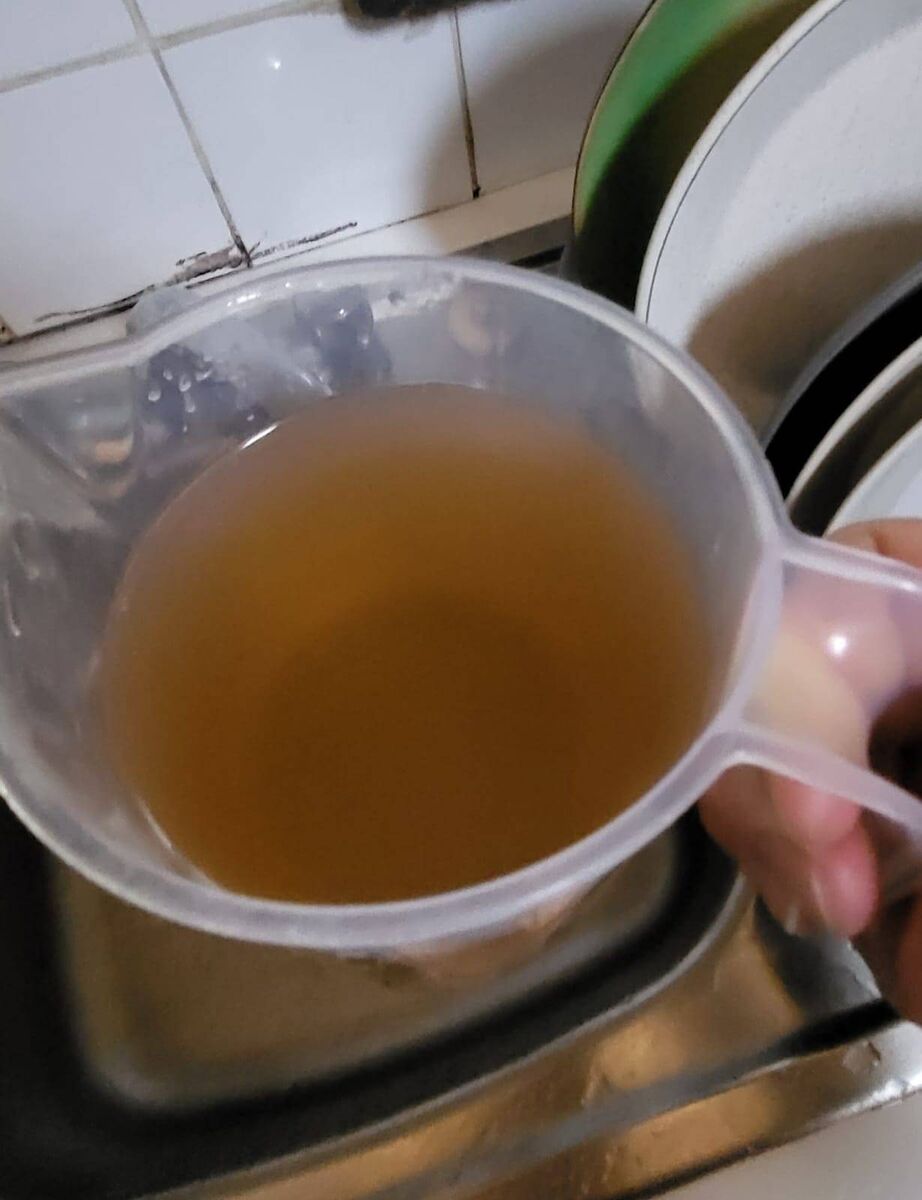 Image of discoloured water flowing from tap at home on South Douglas Road. Image provided by resident Image of discoloured water flowing from tap at home on South Douglas Road. Image provided by resident