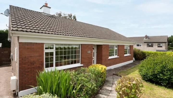 
                        21 Ashford Heights, Ballyvolane.
                    