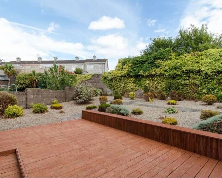 82 Leesdale, Model Farm Road, Bishopstown.