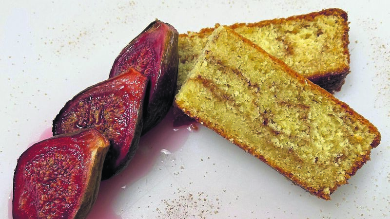 Recipe: Cinnamon Cake with Maple Baked Figs Recipe: Cinnamon Cake with Maple Baked Figs