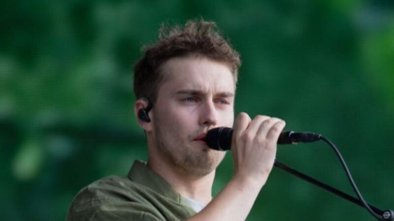 Sam Fender announces ‘time off the road’ to look after his mental health