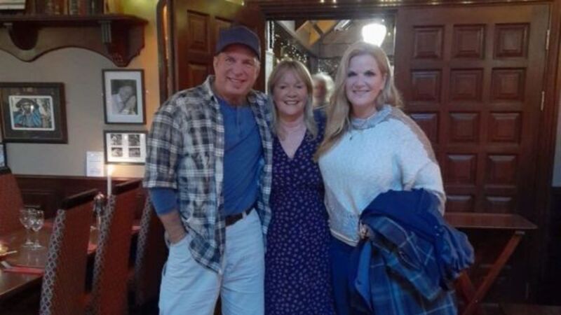 Garth Brooks and wife make surprise visit to Wicklow Garth Brooks and wife make surprise visit to Wicklow