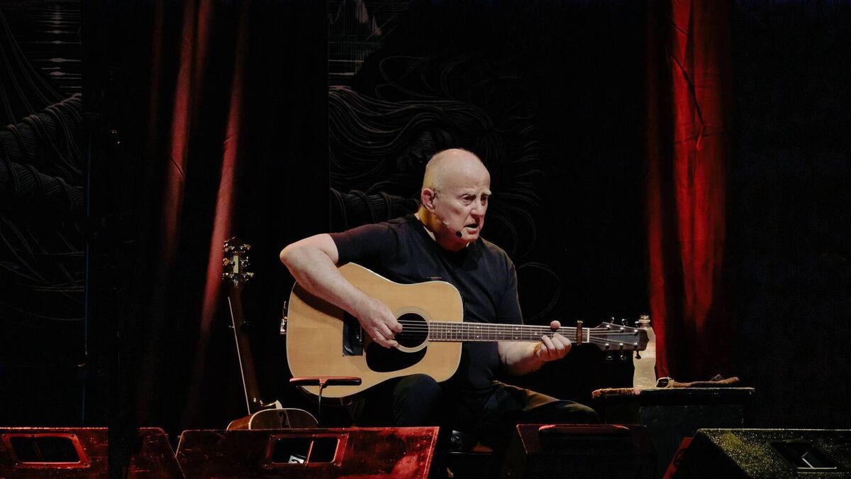 Christy Moore to play tribute gig for Don O'Leary and Cork Life Centre