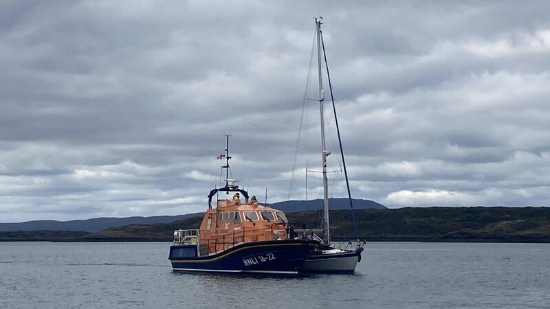 RNLI rescue sailor off West Cork coast on 30ft yacht