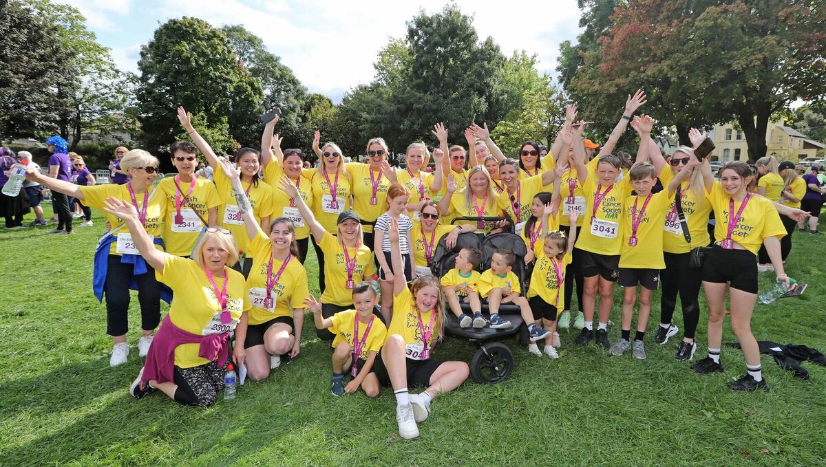 Irish Cancer Society supporters in memory of the late Noreen O'Leary from Blackrock.Picture: Jim Coughlan. Irish Cancer Society supporters in memory of the late Noreen O'Leary from Blackrock.Picture: Jim Coughlan.
