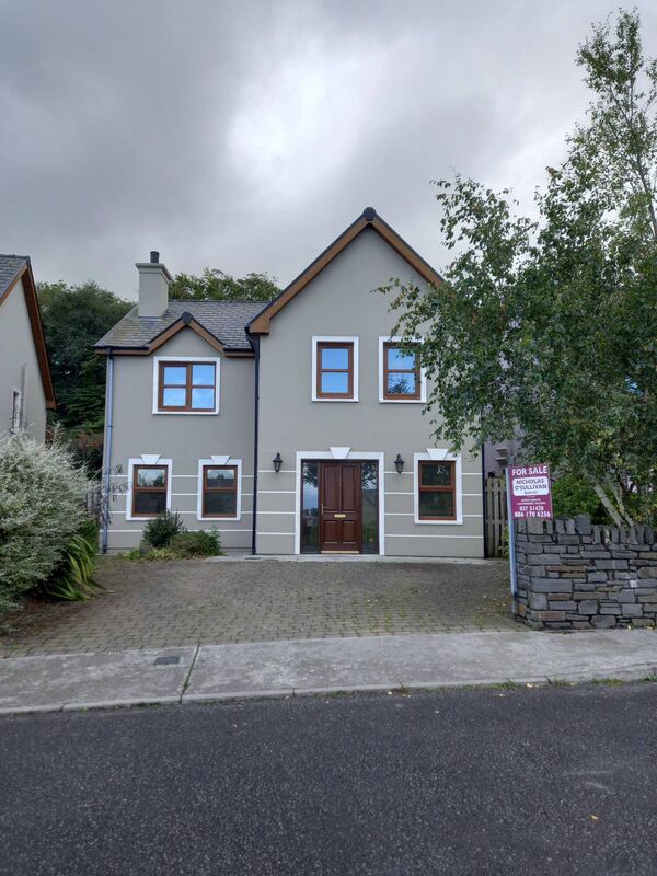 Bantry property on sale for €415,000. Bantry property on sale for €415,000.