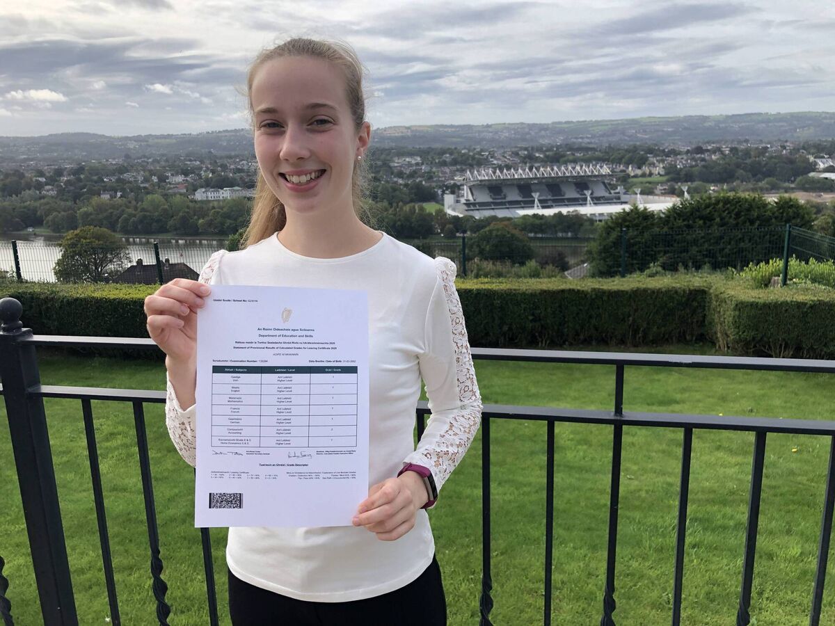 Aoife Mannion, a student at Coláiste an Phiarsaigh in Glanmire, Cork received 625 points in her Leaving Certificate in 2020. This year, seven more Coláiste an Phiarsaigh pupils earned the same maximum result. Aoife Mannion, a student at Coláiste an Phiarsaigh in Glanmire, Cork received 625 points in her Leaving Certificate in 2020. This year, seven more Coláiste an Phiarsaigh pupils earned the same maximum result.