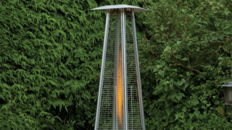 Environmentalist calls for 'wasteful' outdoor heaters to be banned