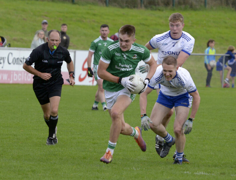 Finén O'Faolain for Cill na Martra chasing Kanturk's Tommy Walsh. Picture: Denis Boyle Finén O'Faolain for Cill na Martra chasing Kanturk's Tommy Walsh. Picture: Denis Boyle