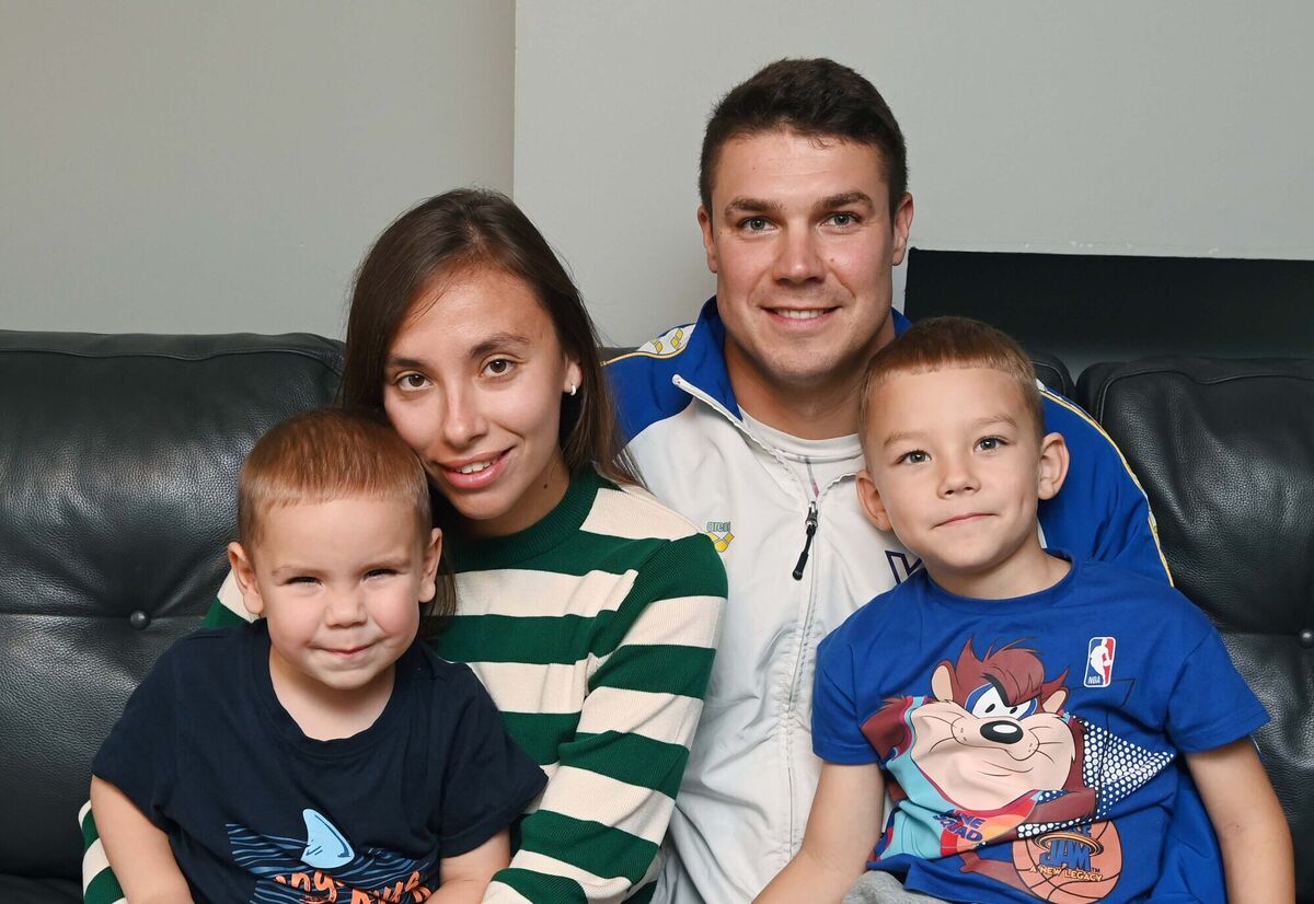 Oleksandra and Dmytro Cherkasov and their children Tymofii and Mark at their home in Youghal.	Picture: Denis Minihane