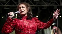 Loretta Lynn remembered fondly as a 'cantankerous little pistol'