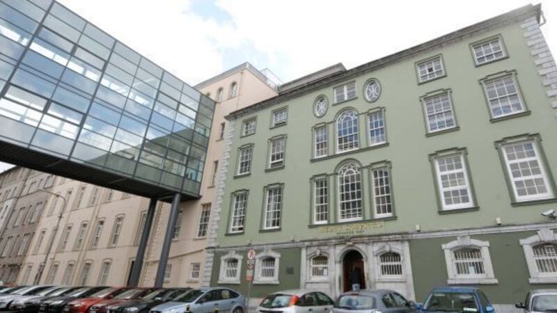 Court approves €200k settlement over alleged failure to properly deal with cyst in child's skull Court approves €200k settlement over alleged failure to properly deal with cyst in child's skull