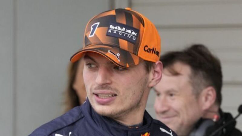 Verstappen claims pole for Japanese GP as he bids to wrap up title